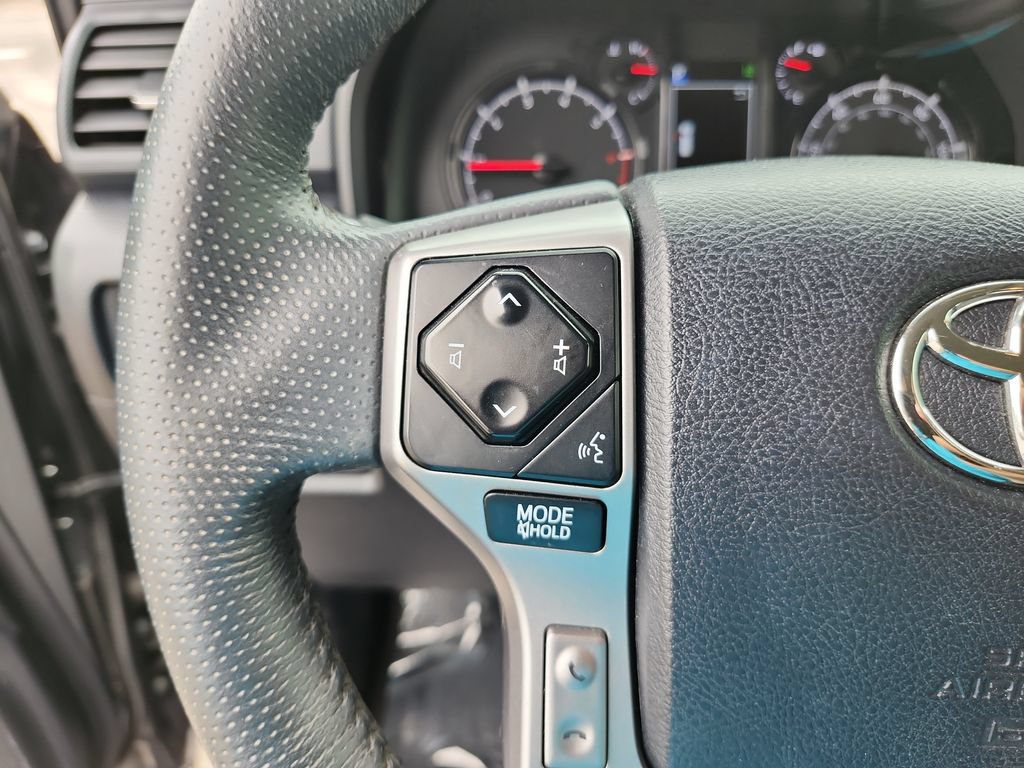 Used 2020 Toyota 4Runner SR5 RWD image 30