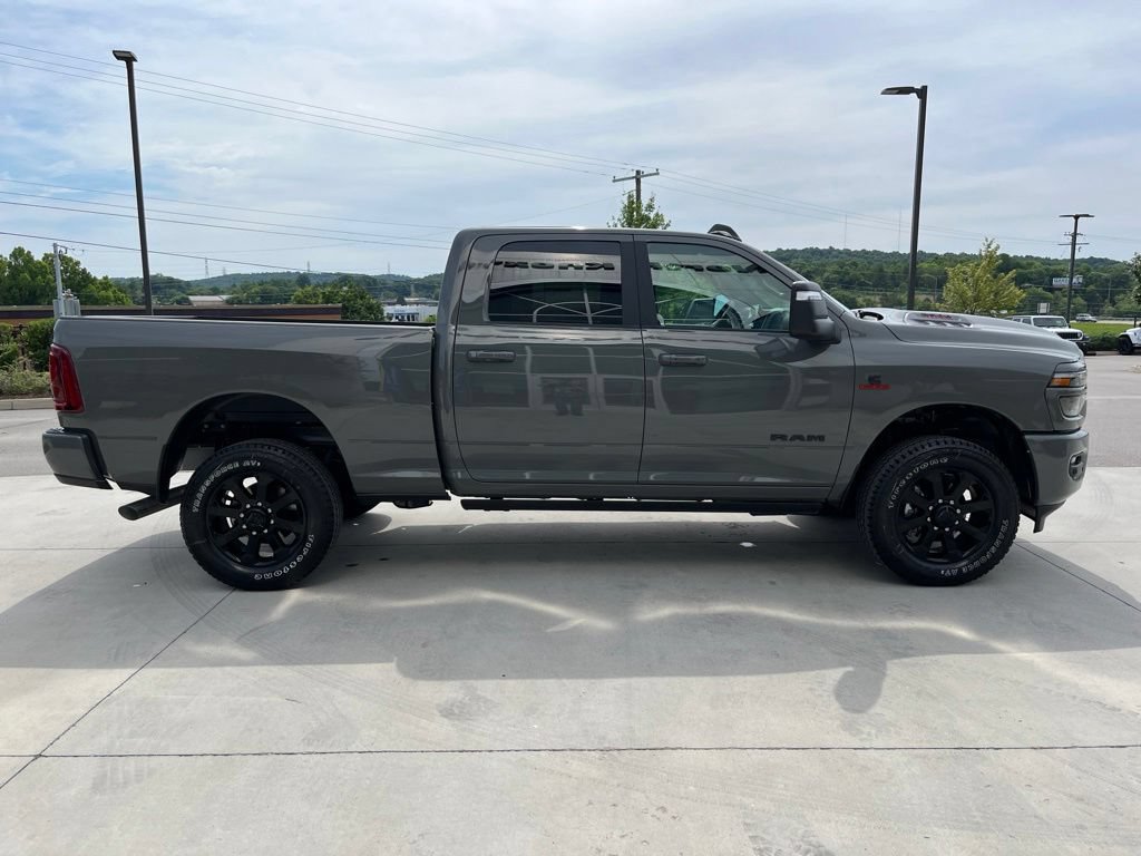 New 2026 RAM 2500 Laramie AWD/4WD image 22