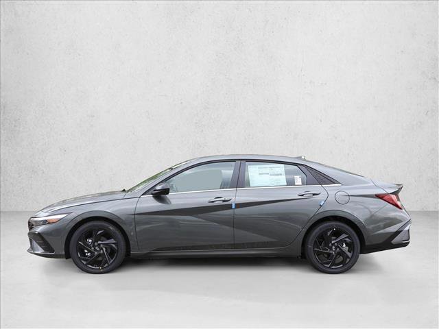 New 2026 Hyundai Elantra SEL Sport FWD image 8