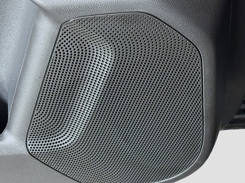 New 2025 GMC Canyon Elevation w/ Convenience Package image 24