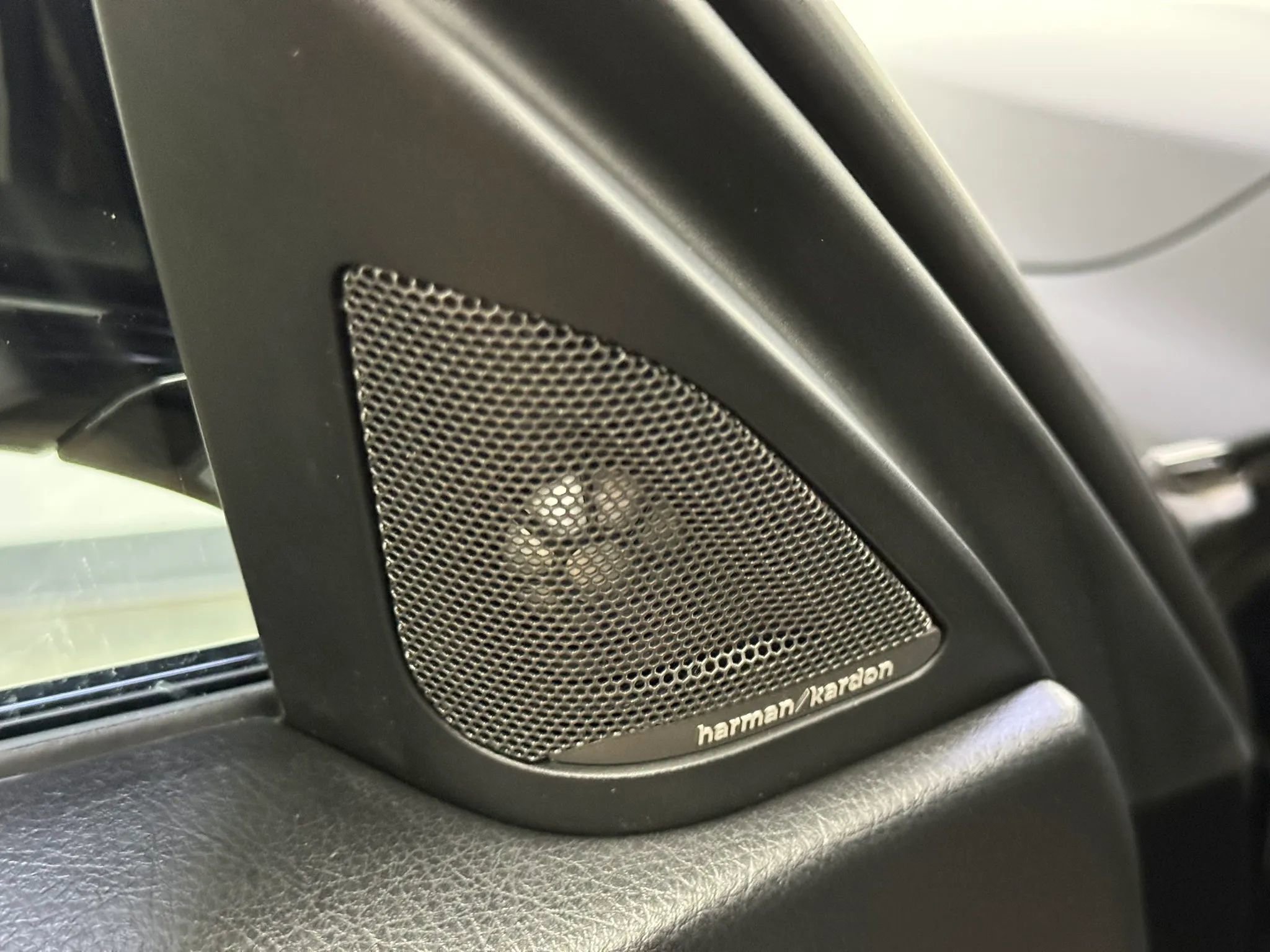 Used 2018 BMW 328d Sedan image 10