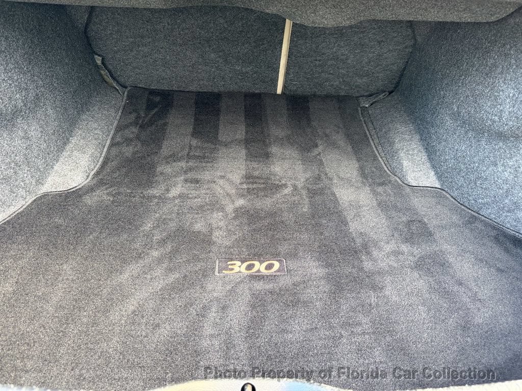 Used 2013 Chrysler 300 C RWD image 88