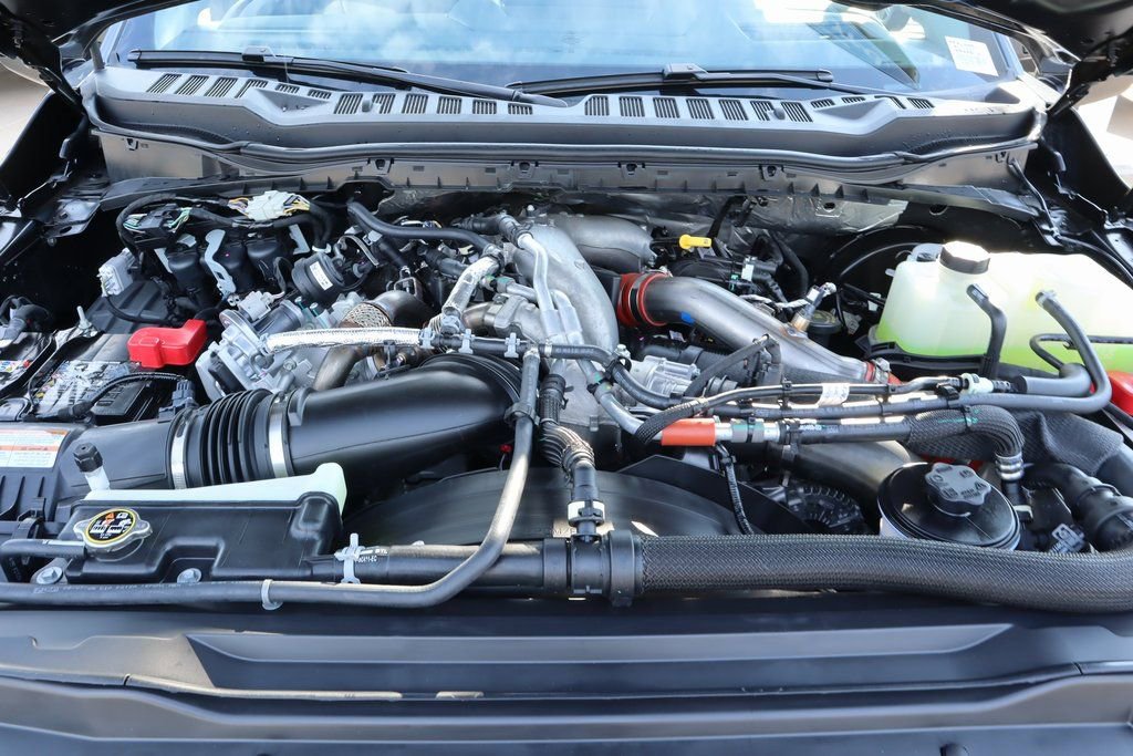 New 2026 Ford F250 Lariat w/ Black Appearance Package image 23