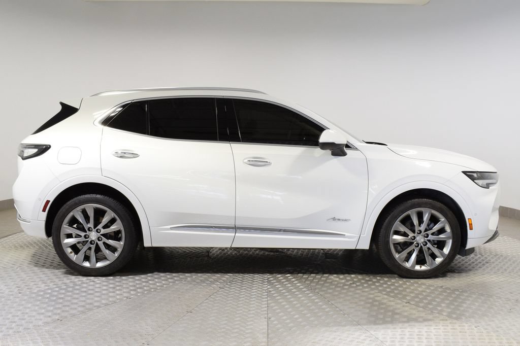 Used 2021 Buick Envision Avenir w/ Technology Package II FWD image 2