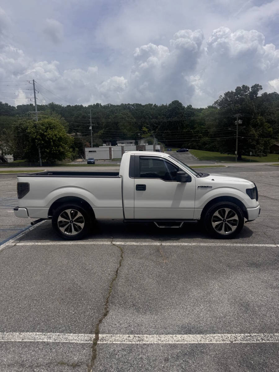 Used 2010 Ford F150 XL RWD image 7