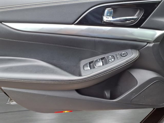 Used 2023 Nissan Maxima SV w/ Floor Mat Group FWD image 14