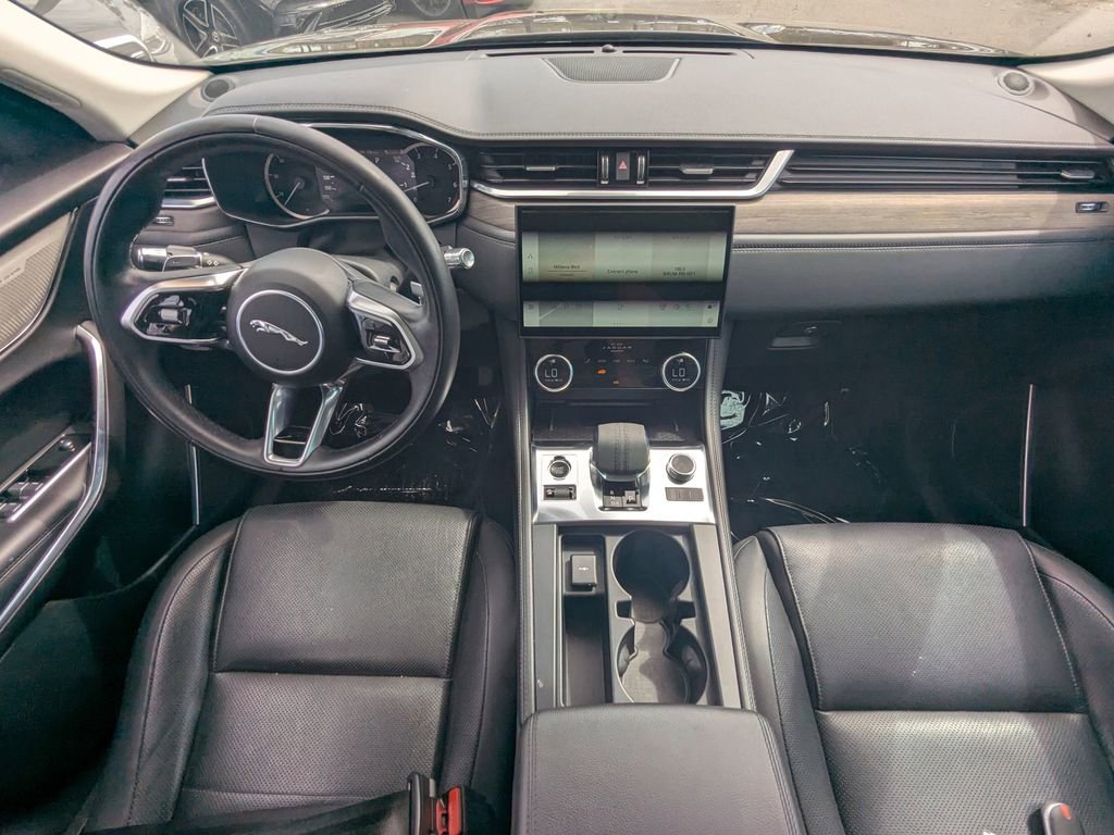 Used 2021 Jaguar F-PACE S image 2