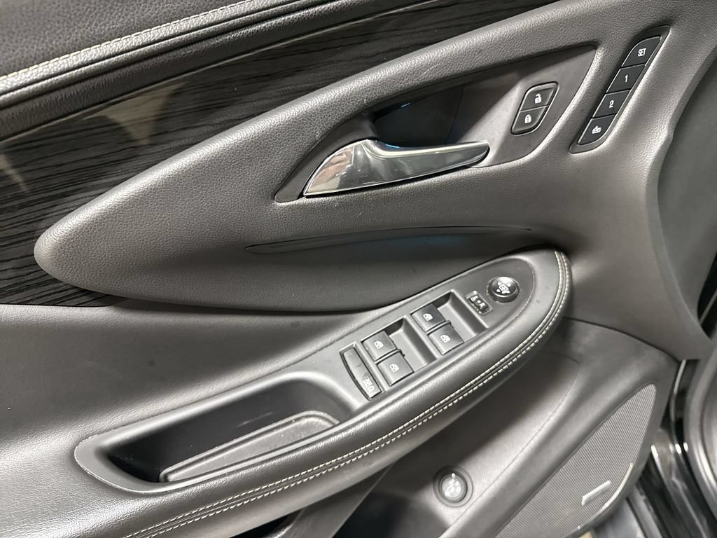 Used 2017 Buick Envision Premium w/ Driver Confidence Package AWD/4WD image 22