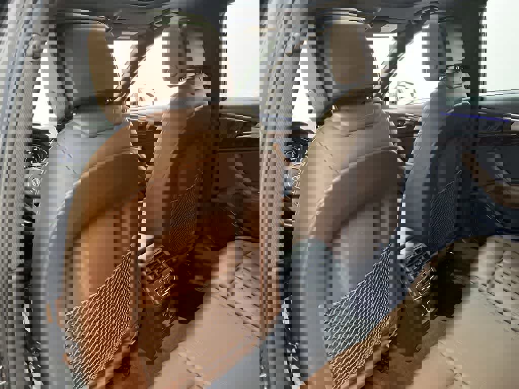 Used 2018 Audi A4 2.0T Prestige w/ Prestige Package image 17