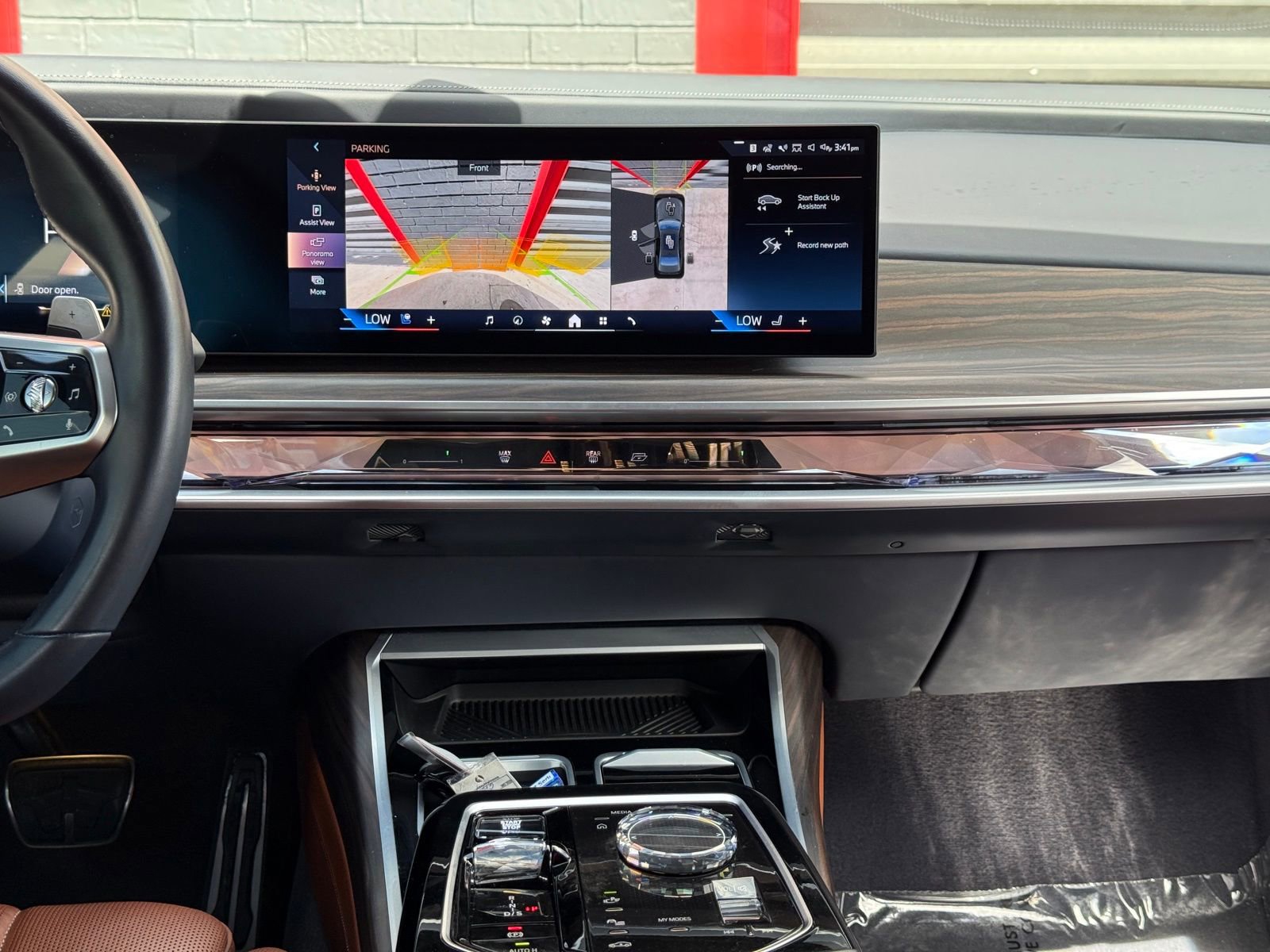 Used 2023 BMW 760i xDrive w/ Luxury Rear Seating Package image 22