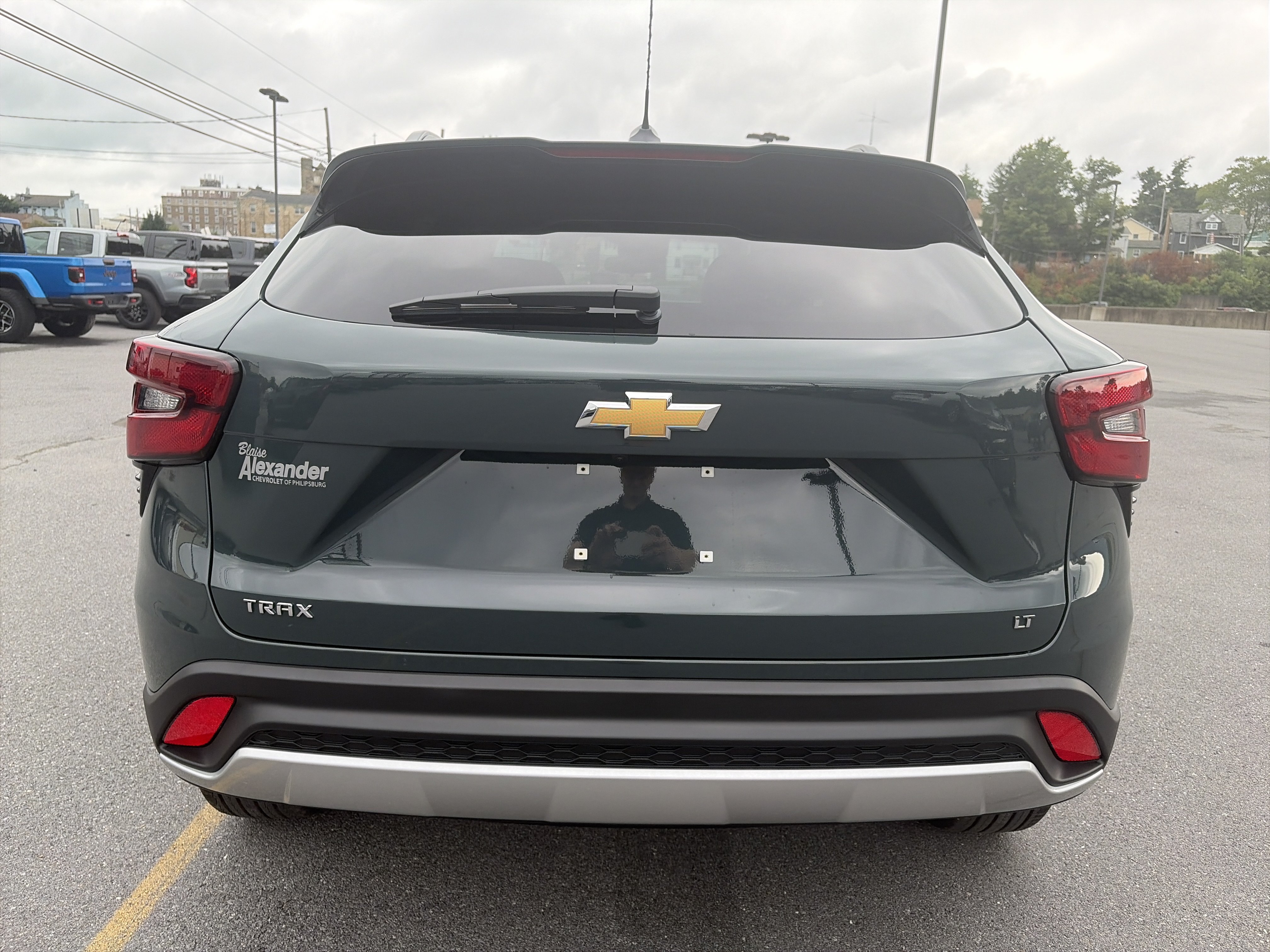 New 2026 Chevrolet Trax LT w/ LT Convenience Package FWD image 14