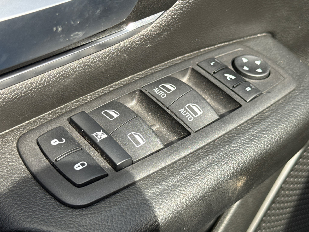 Used 2024 RAM 1500 Lone Star RWD image 19