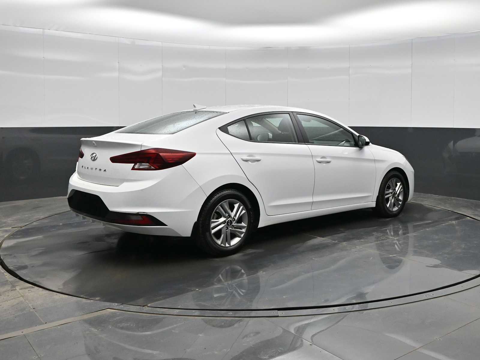 Used 2020 Hyundai Elantra SEL image 8