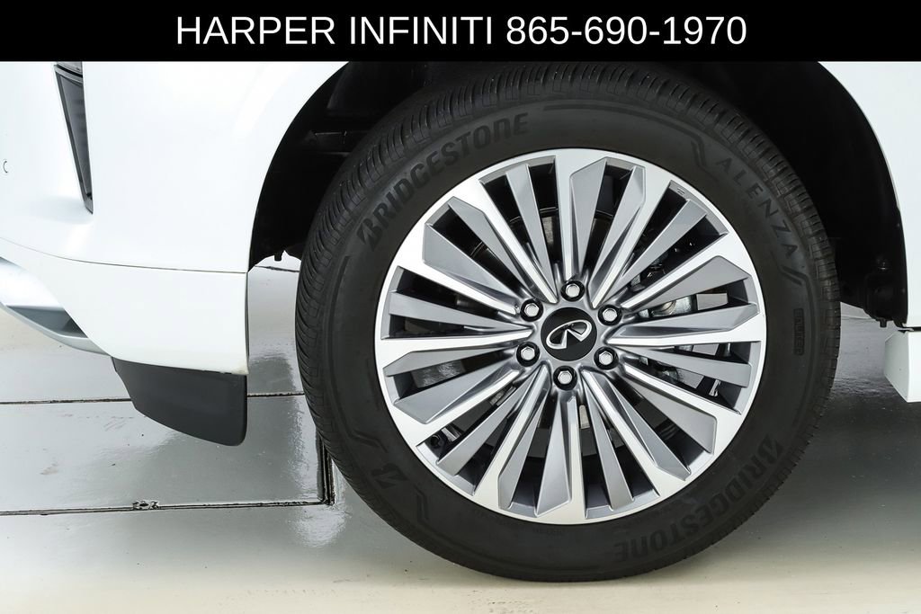 Used 2025 INFINITI QX80 Sensory AWD/4WD image 5