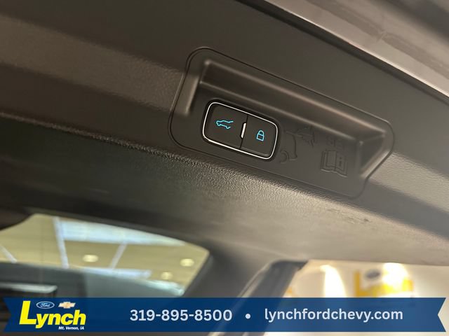 Used 2024 Ford Explorer XLT w/ Equipment Group 202A AWD/4WD image 21