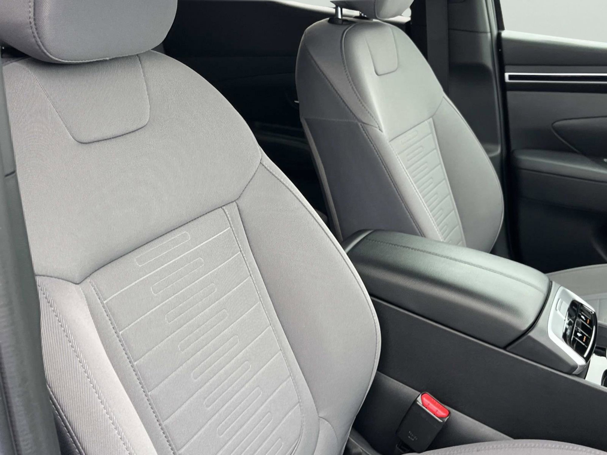 Used 2024 Hyundai Santa Cruz SEL w/ Activity Package image 24