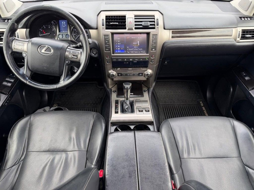 Used 2014 Lexus GX 460 image 11