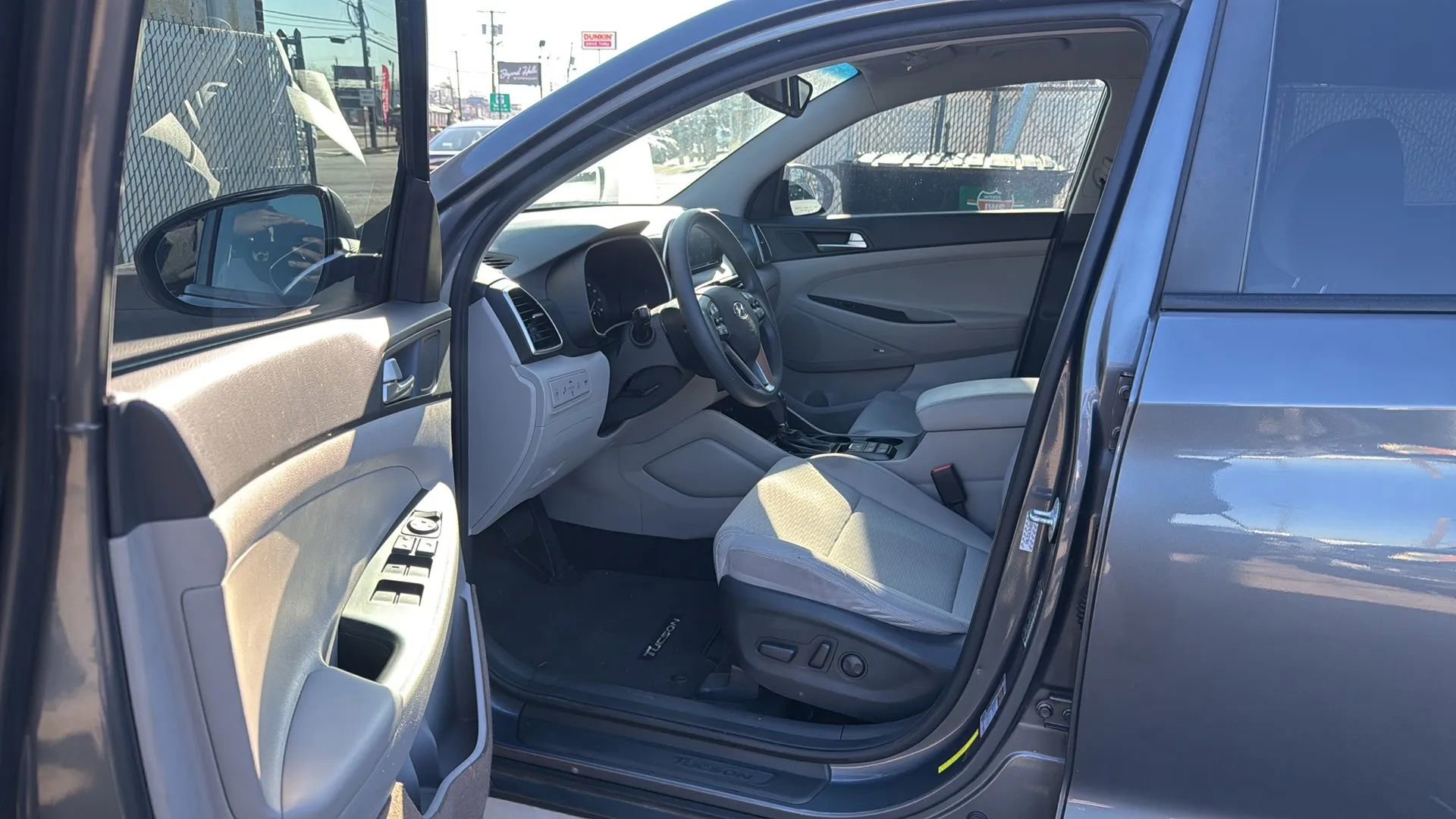 Used 2019 Hyundai Tucson Sport w/ Cargo Package AWD/4WD image 23