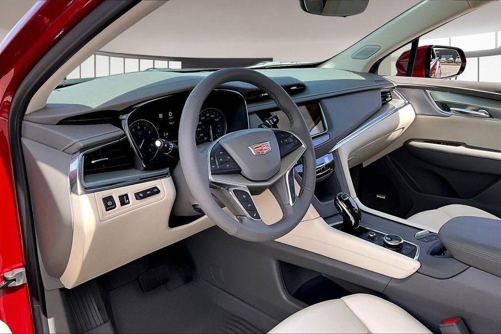 New 2026 Cadillac XT5 Premium Luxury w/ Driver Assist Package FWD image 6
