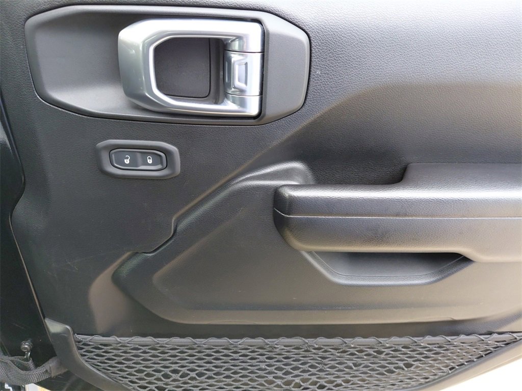 Used 2021 Jeep Wrangler Unlimited Rubicon image 17