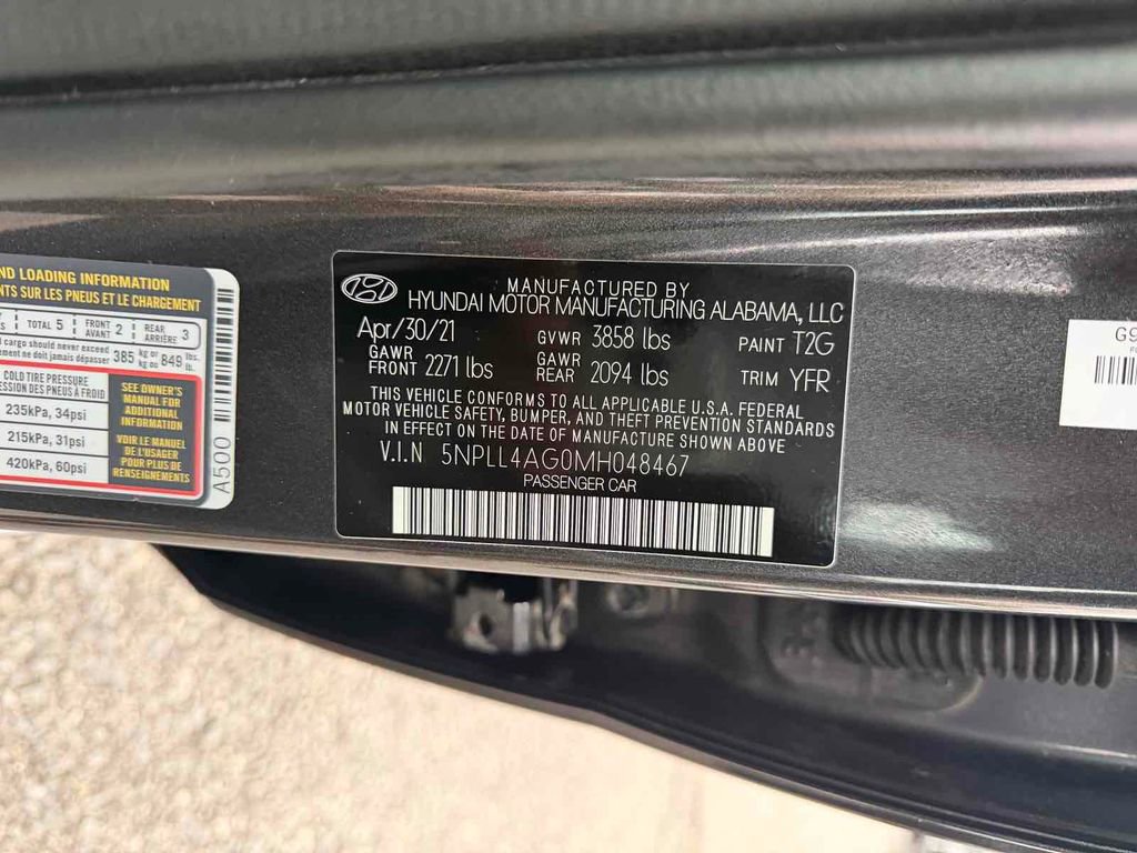 Used 2021 Hyundai Elantra SE image 31