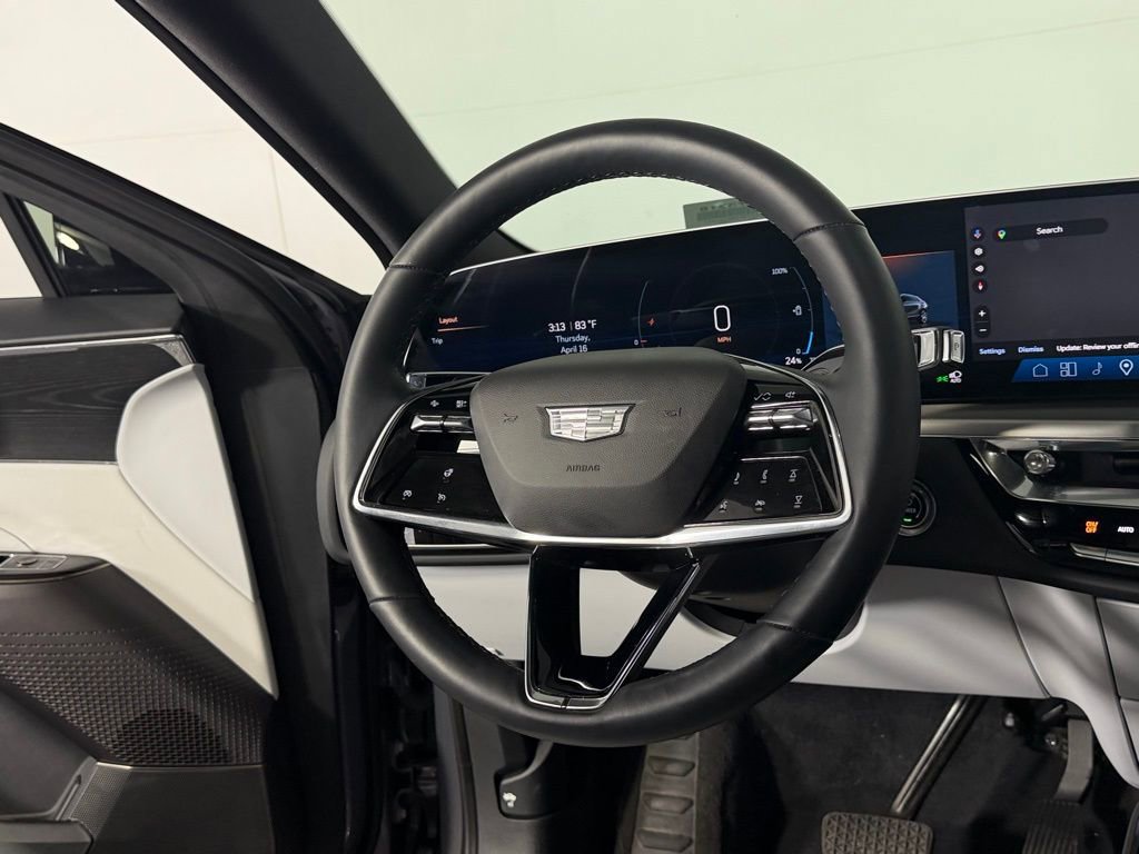 Used 2024 Cadillac Lyriq Sport RWD image 14
