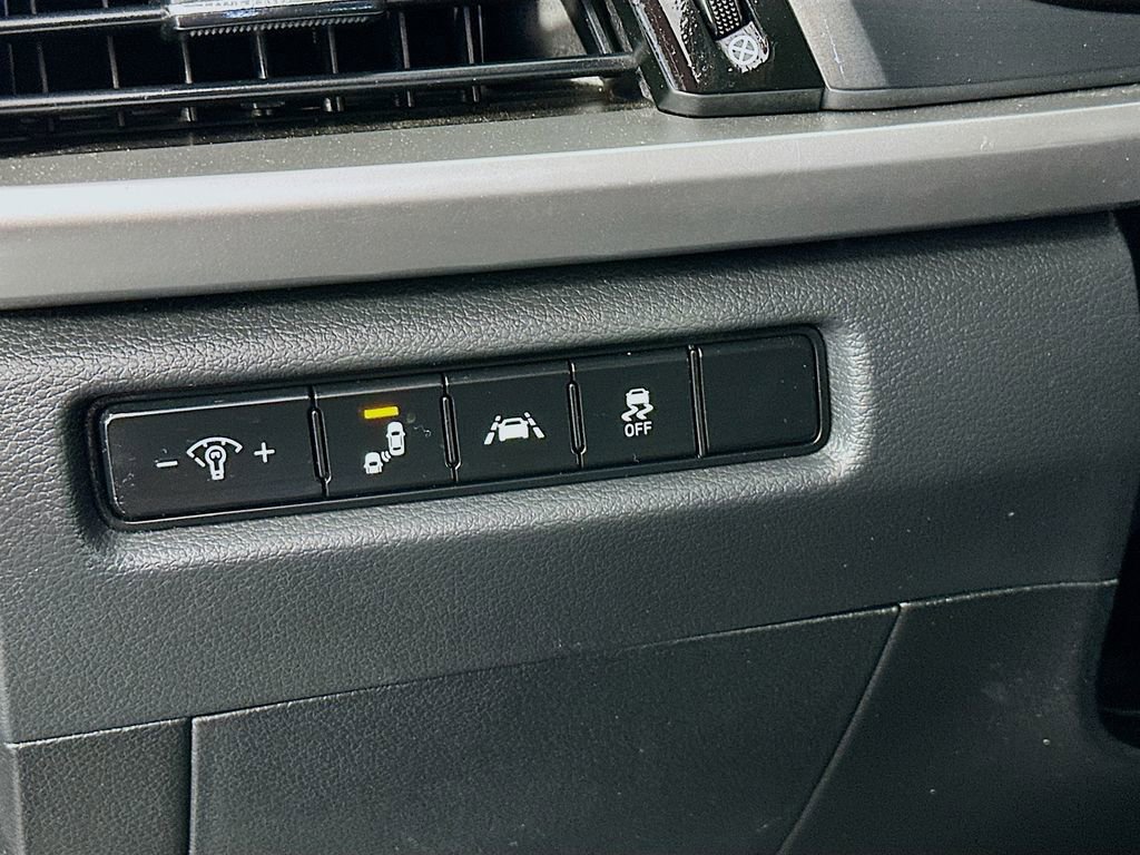 Used 2020 Kia Telluride S w/ S 8 Passenger Seating Package image 10