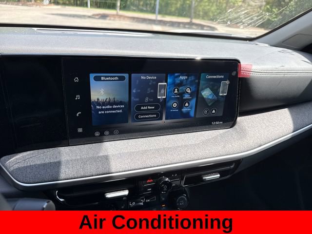 Used 2026 Nissan Kicks SV w/ Cold Weather Package AWD/4WD image 18
