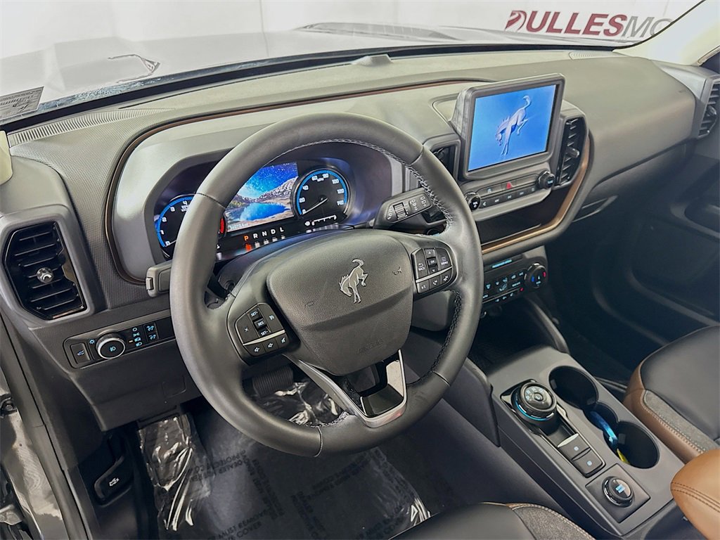 Used 2024 Ford Bronco Sport Outer Banks image 9