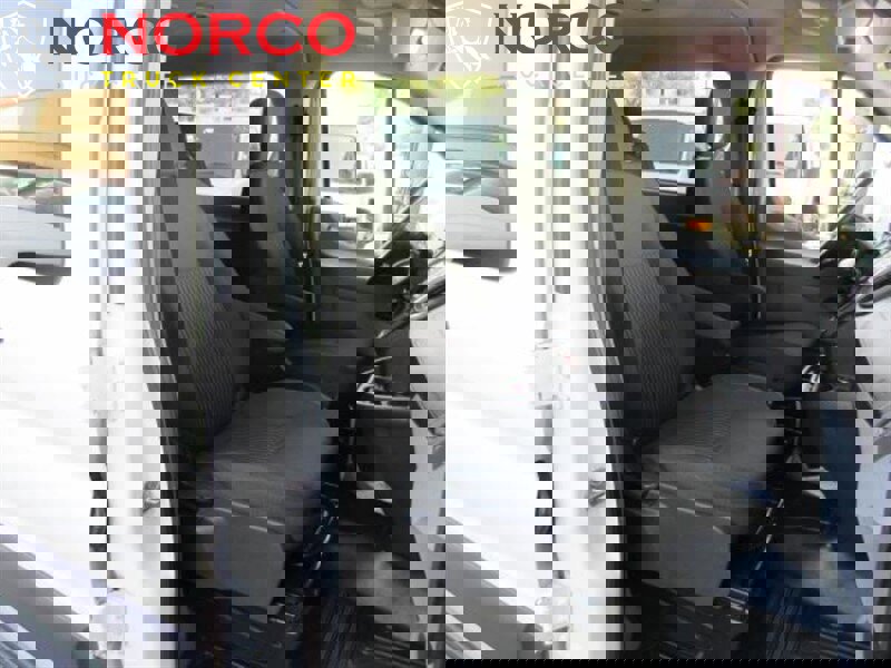 Used 2016 Ford Transit 350 XLT image 17