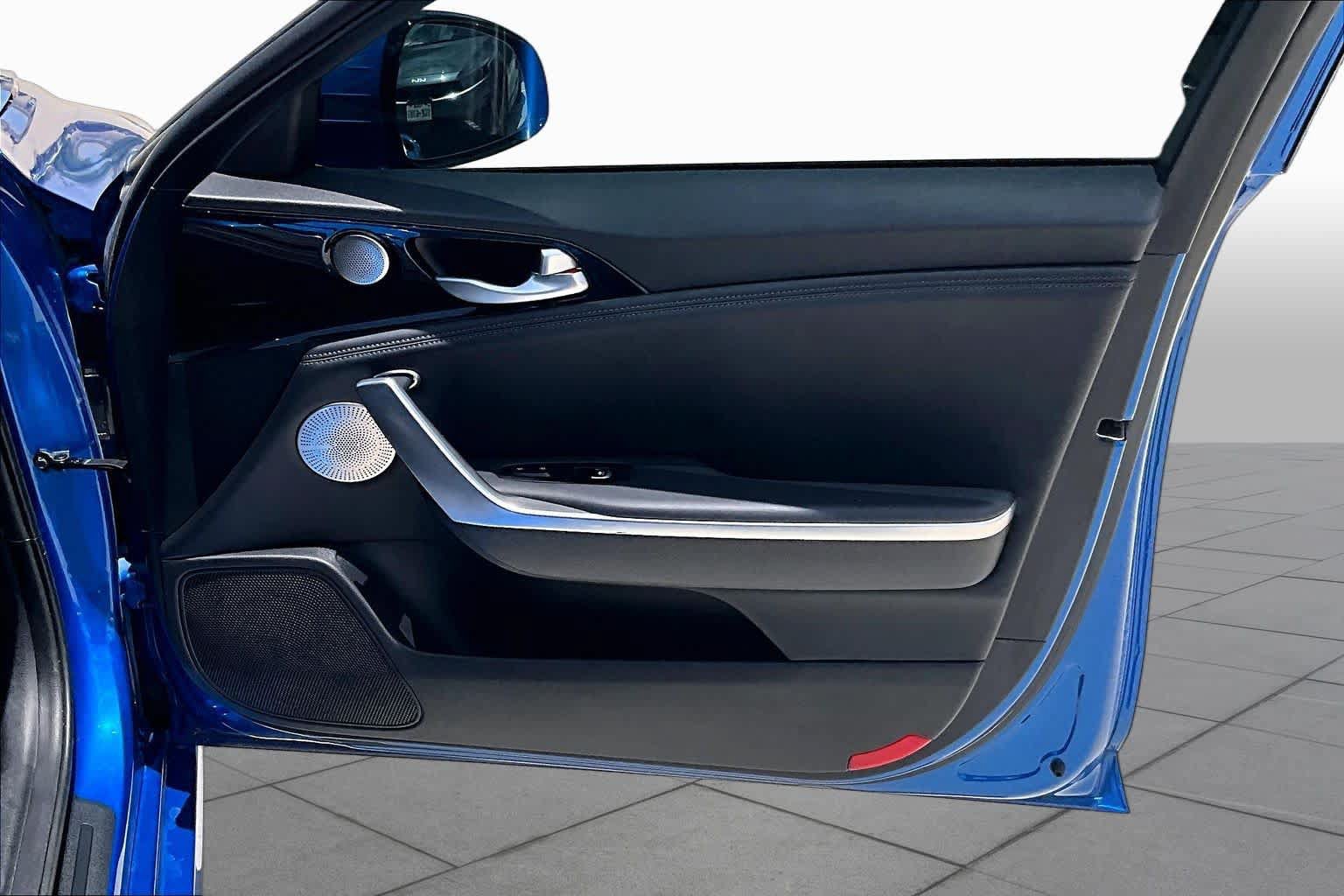 Used 2019 Kia Stinger Premium RWD image 21