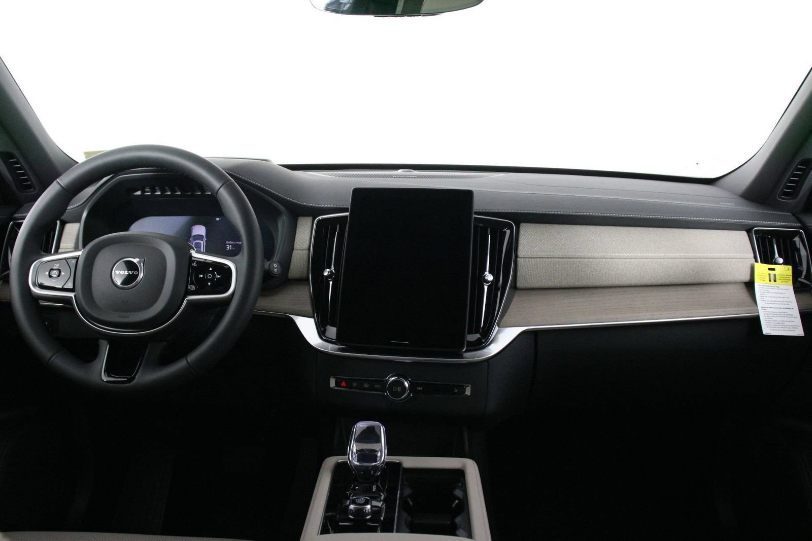 New 2026 Volvo XC90 T8 Ultra w/ Protection Package Premier AWD/4WD image 5