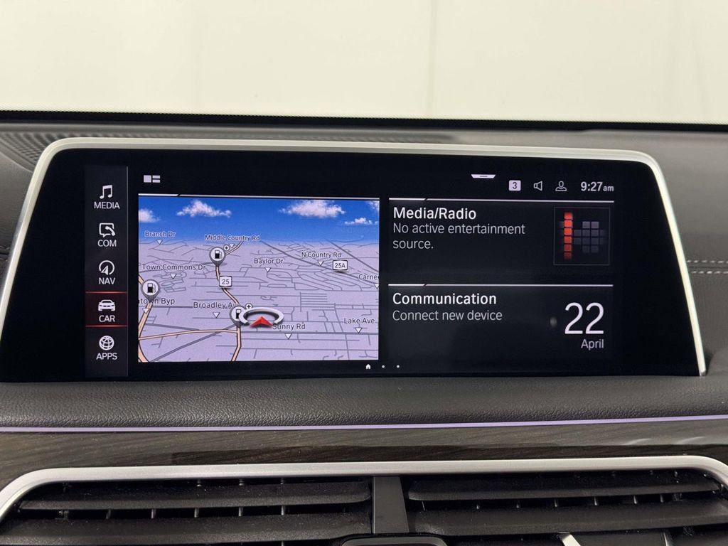 Used 2022 BMW 750i xDrive AWD/4WD image 27