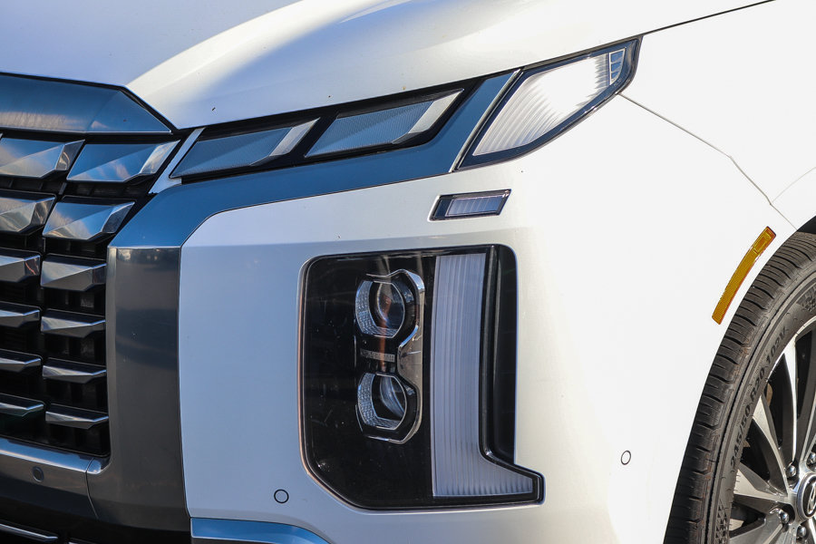 Used 2023 Hyundai Palisade Calligraphy FWD image 8