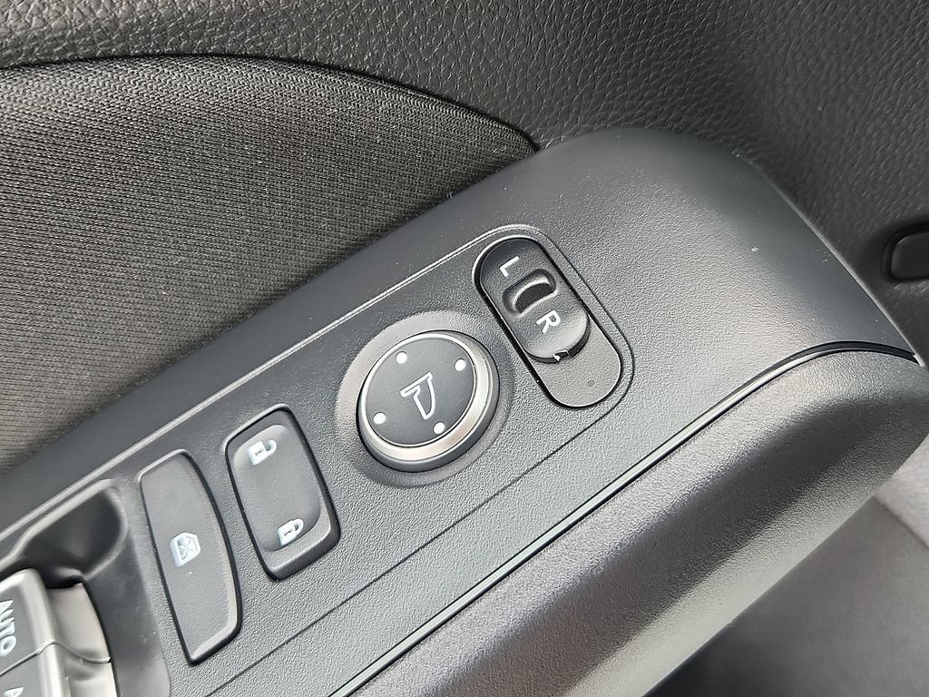 Used 2025 Honda Civic Sport image 17