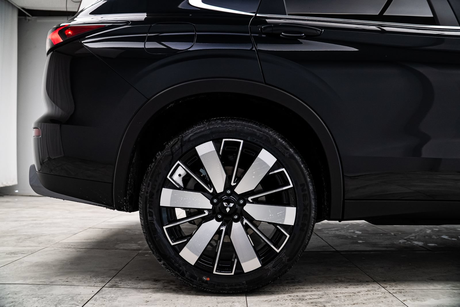 New 2026 Mitsubishi Outlander ES AWD/4WD image 35