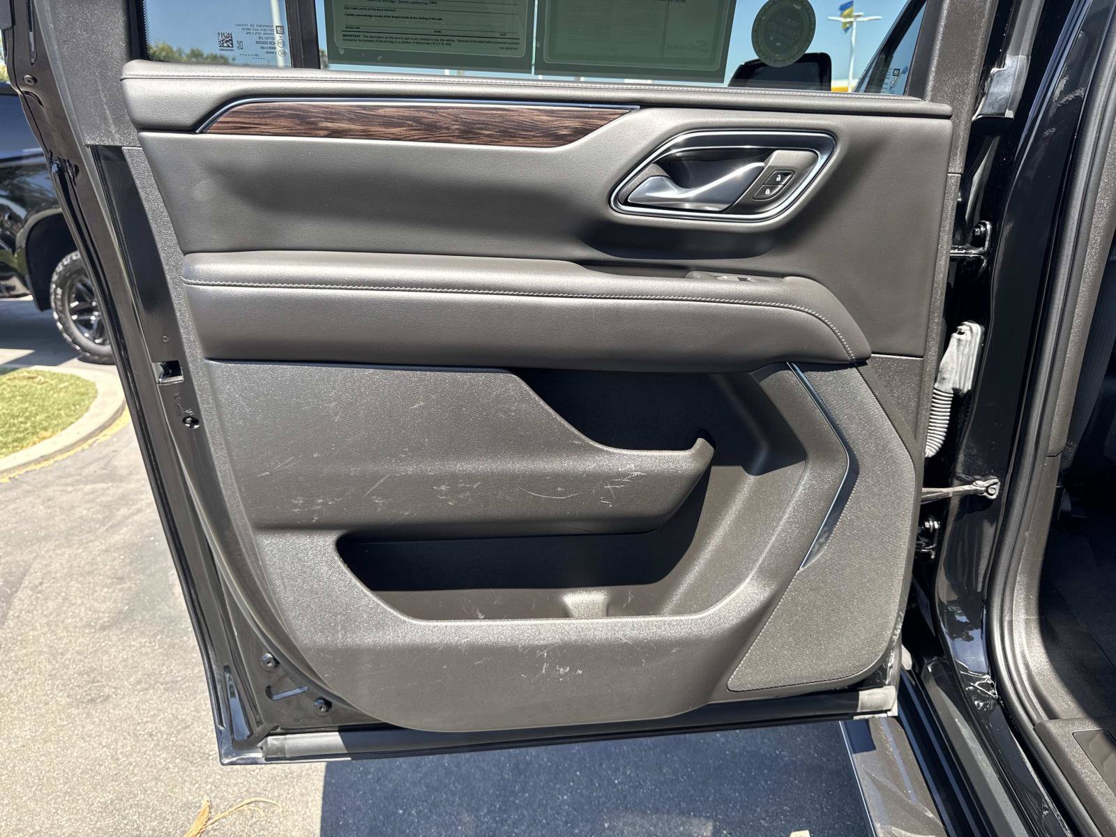 Used 2023 Chevrolet Suburban LS AWD/4WD image 25
