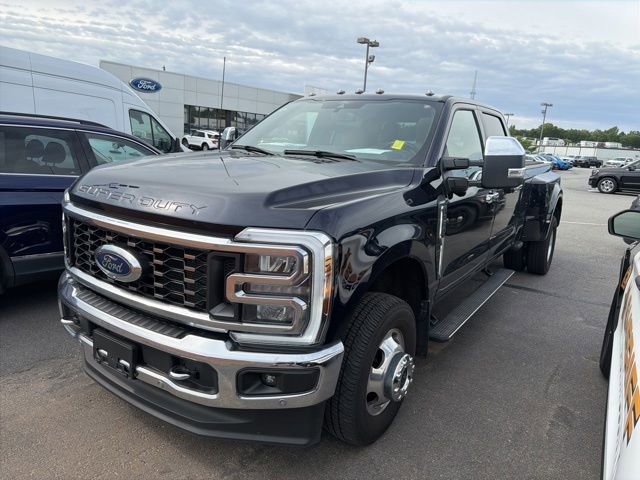 Used 2024 Ford F350 Lariat w/ Lariat Ultimate Package