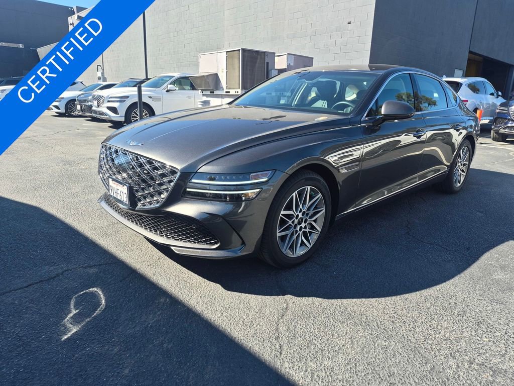 Used 2026 Genesis G80 2.5T image 3