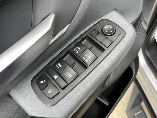Used 2022 RAM 1500 Big Horn AWD/4WD image 34