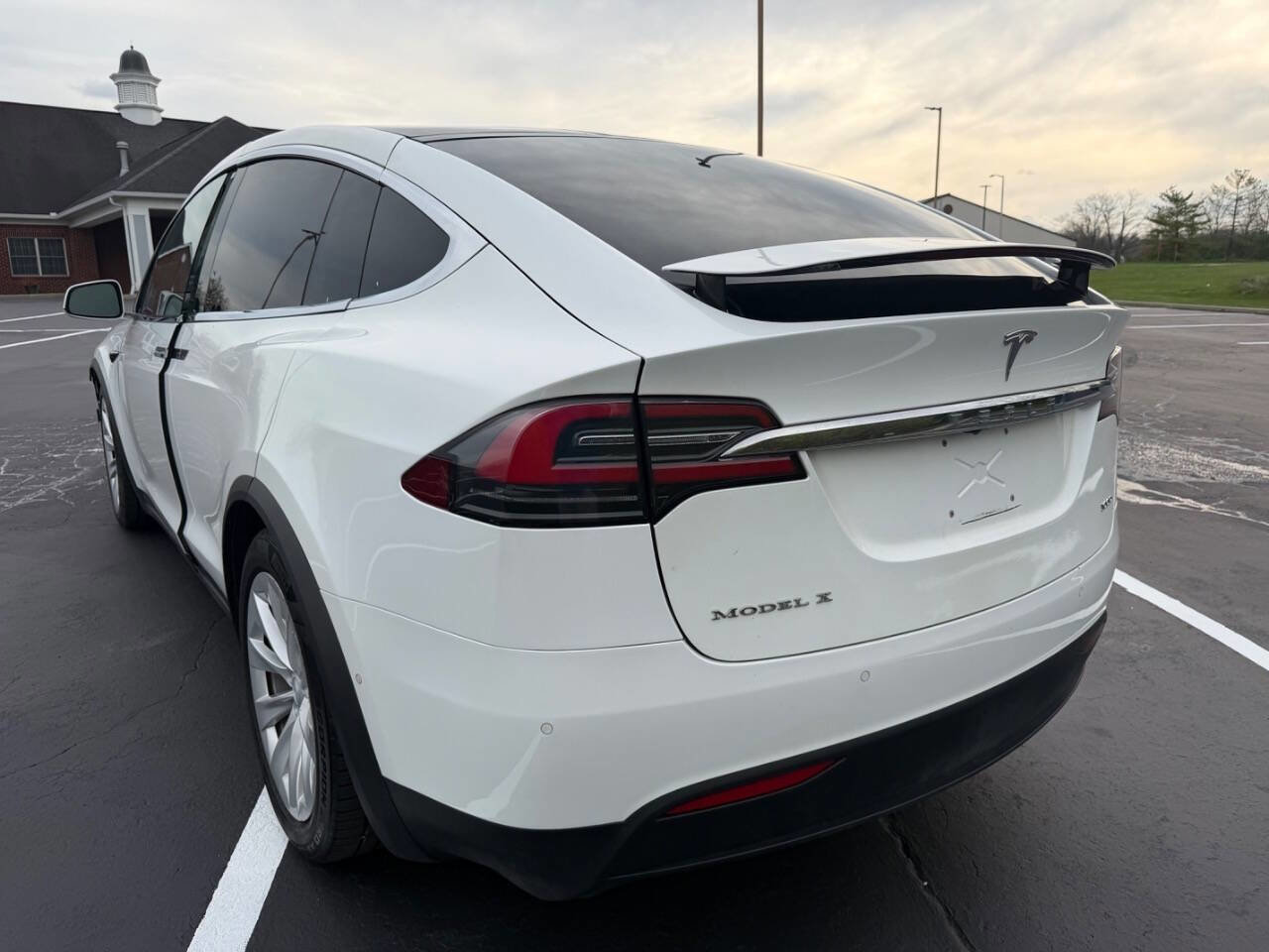 Used 2017 Tesla Model X 100D image 7