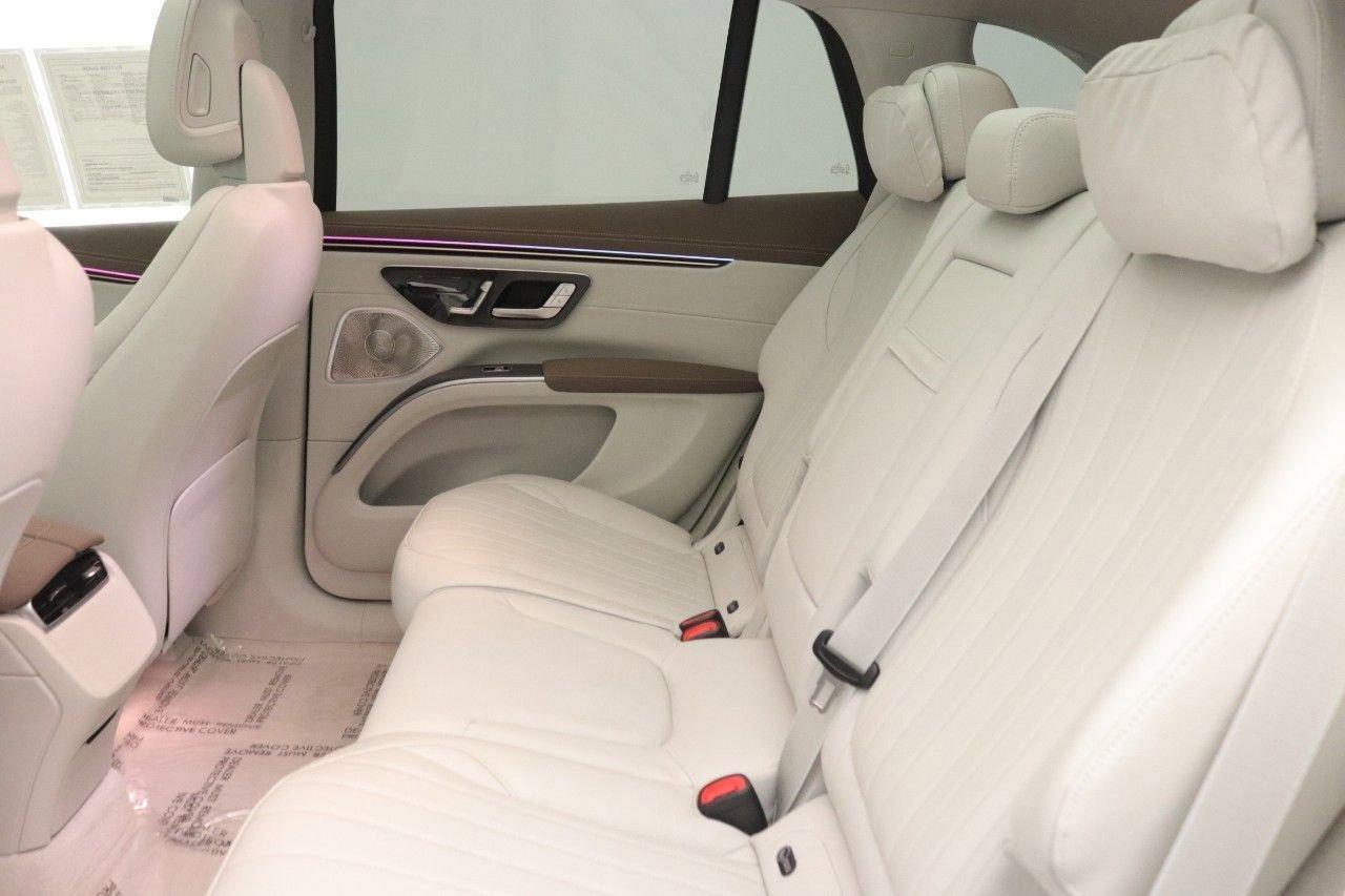 Certified 2023 Mercedes-Benz EQS 580 4MATIC SUV image 34