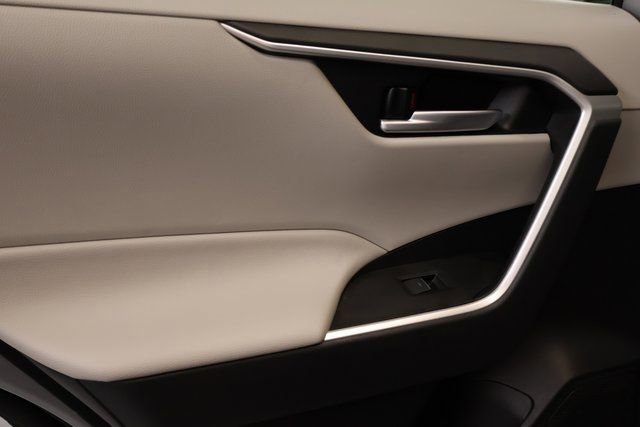 Used 2024 Toyota RAV4 XLE image 10