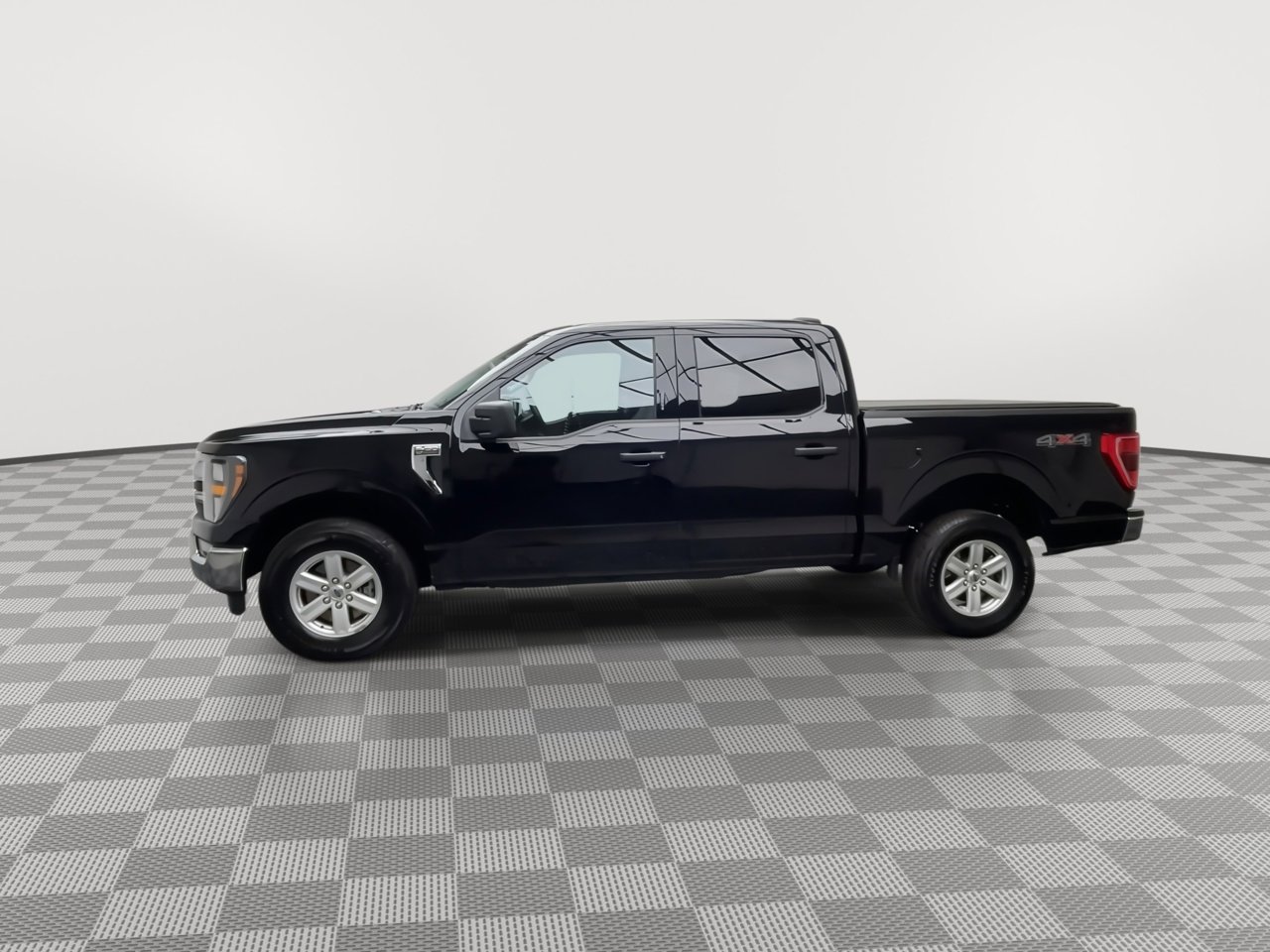Certified 2023 Ford F150 XLT w/ Equipment Group 301A Mid AWD/4WD image 37