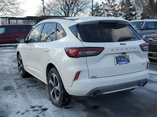 Certified 2024 Ford Escape ST-Line Select w/ Tech Pack #2 image 3