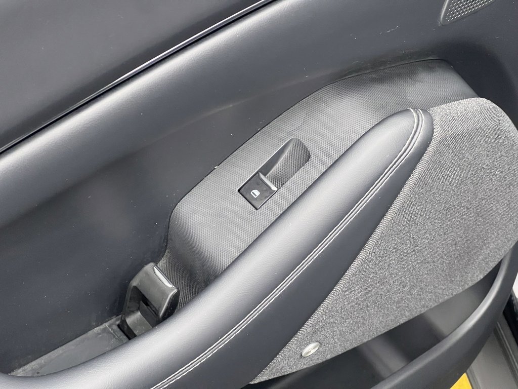 Used 2021 Ford Mustang Mach-E Premium image 31