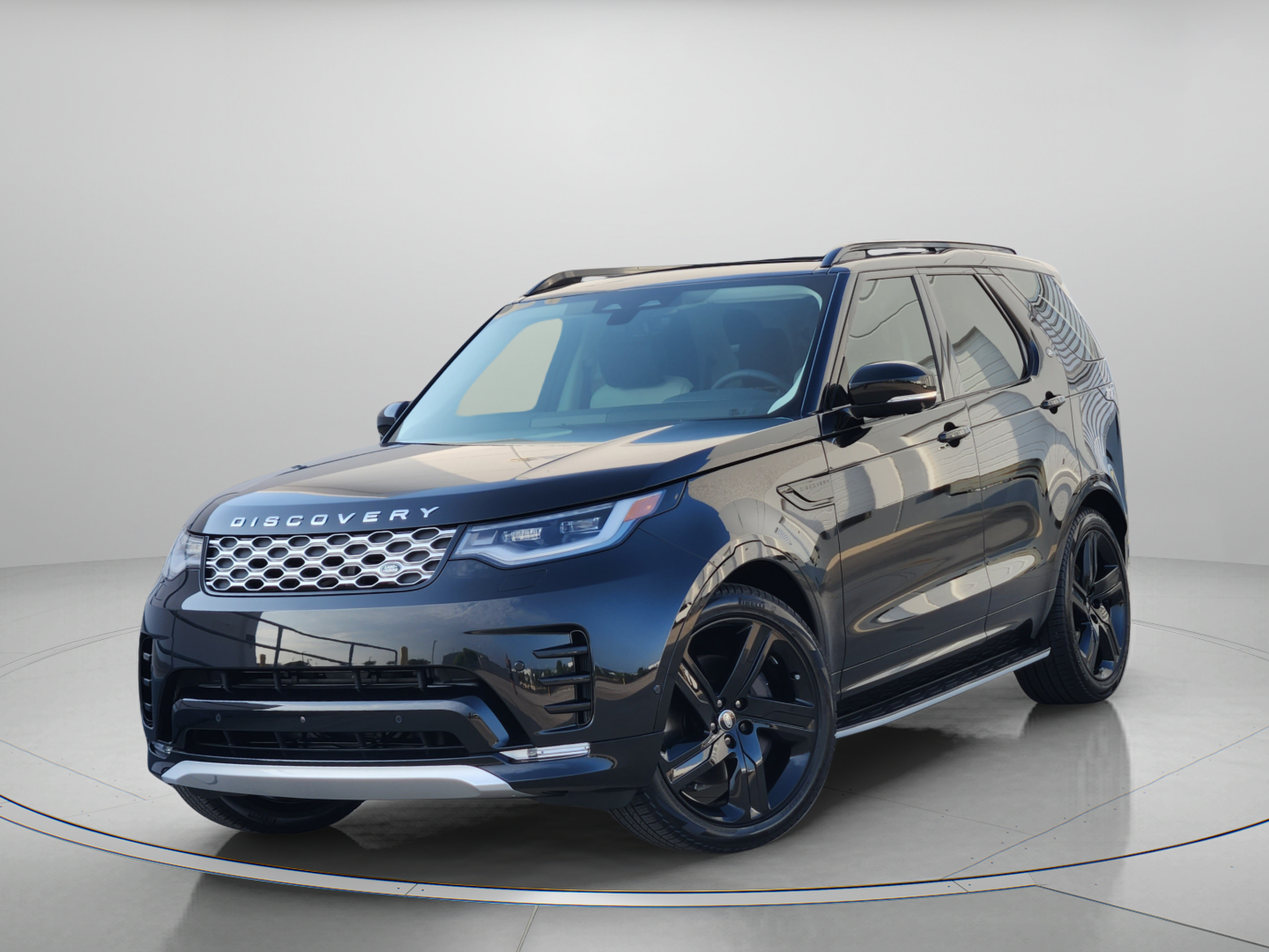 New 2026 Land Rover Discovery Limited Edition AWD/4WD image 1