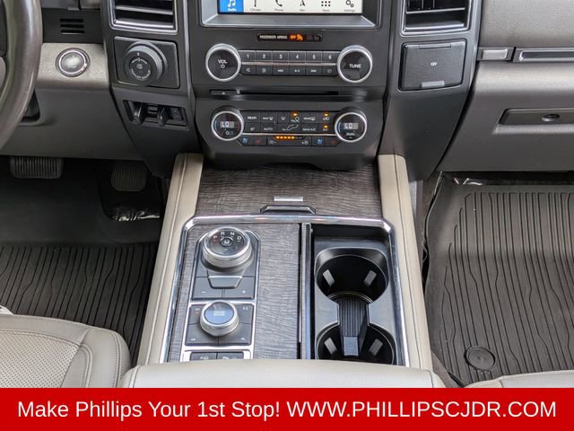 Used 2018 Ford Expedition Max Limited w/ Equipment Group 301A AWD/4WD image 18