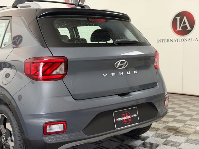 New 2026 Hyundai Venue SEL FWD image 9