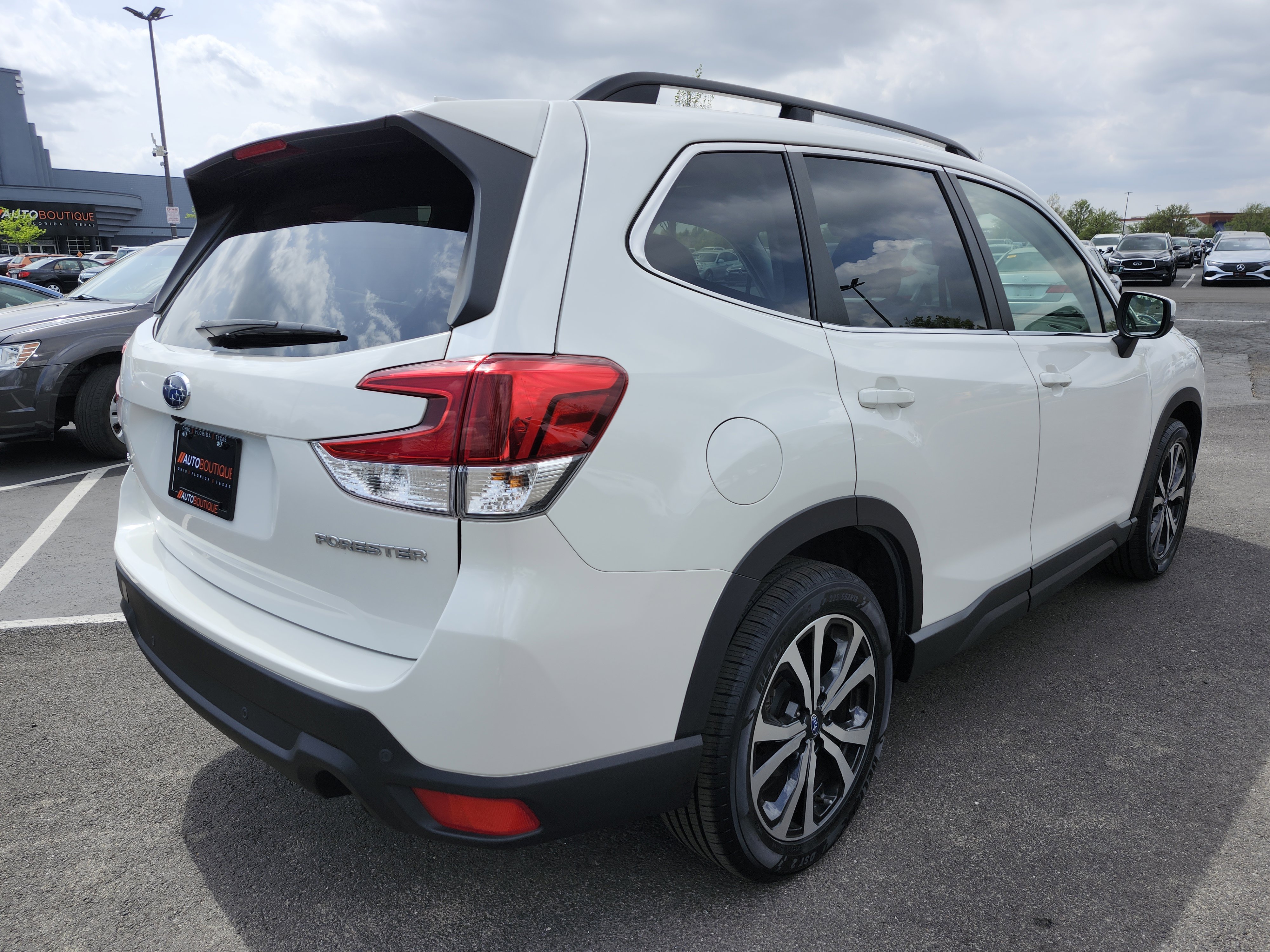 Used 2019 Subaru Forester Limited w/ Popular Package #3 image 19
